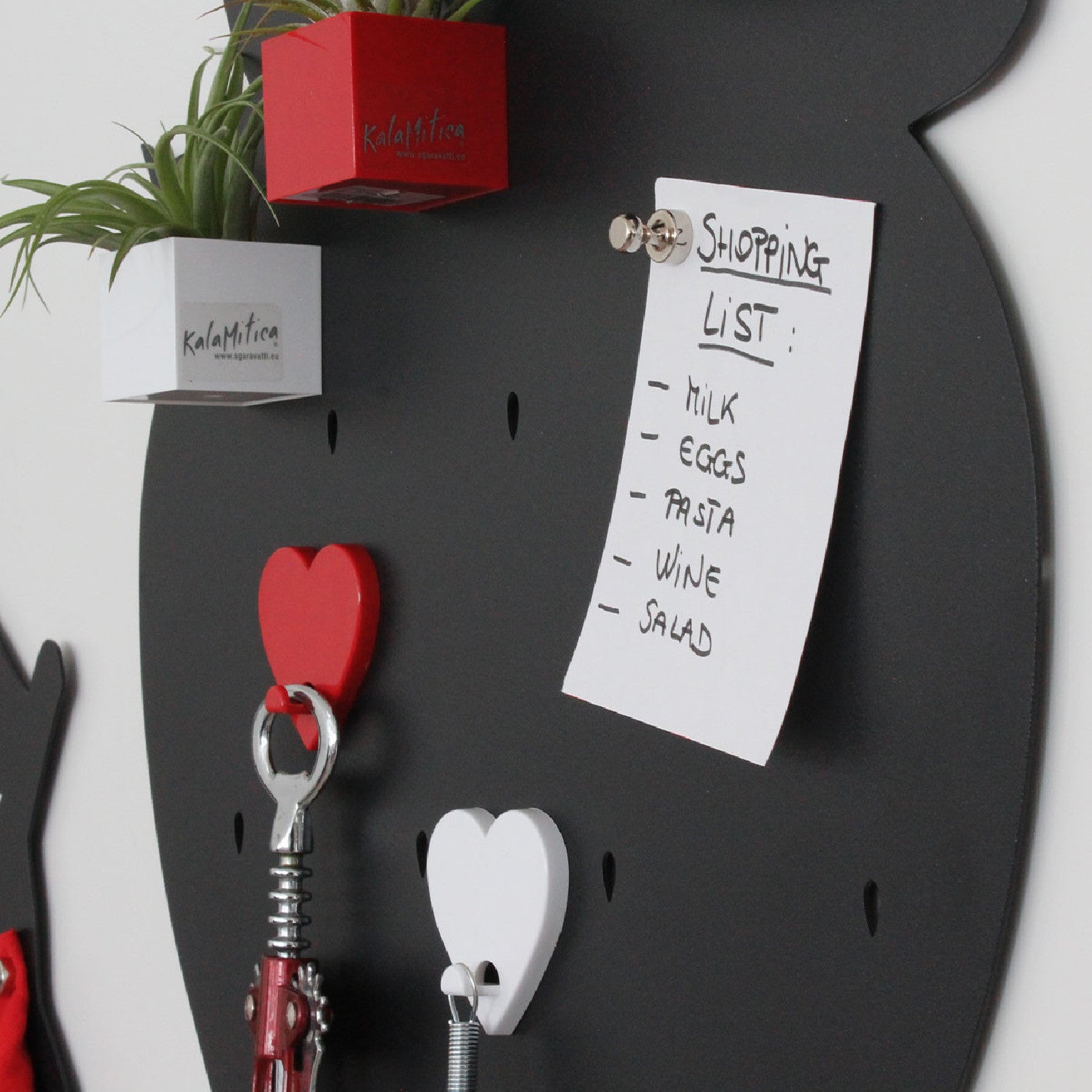 KalaMitica® Magnetische Kreidetafel "Erdbeere", 38x56cm, Schwarz/Anthrazit