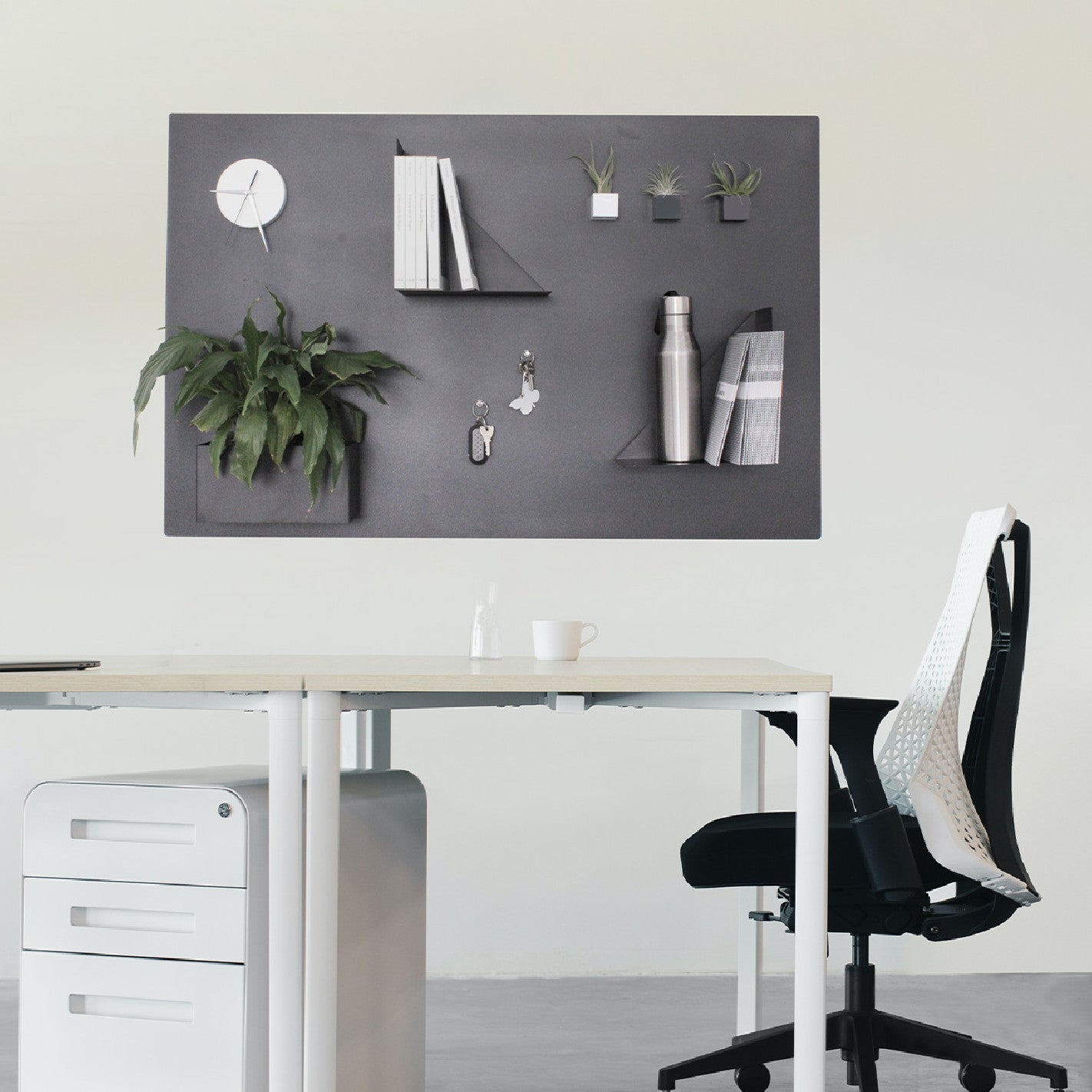 KalaMitica® Kreidetafel Magnetisch, Ohne Rahmen, 74x114cm, Schwarz/Anthrazit