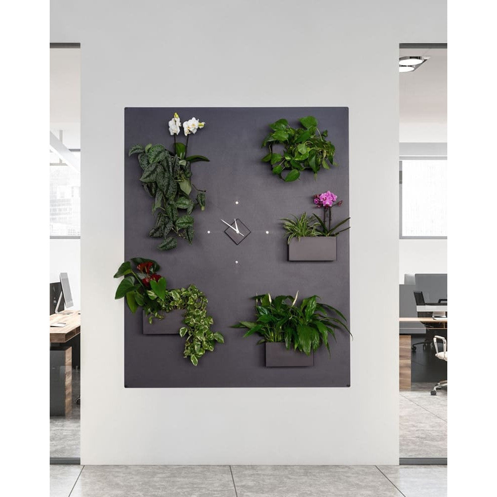 Magnetwand schwarz matt mit Blumen und magnetischer Uhr