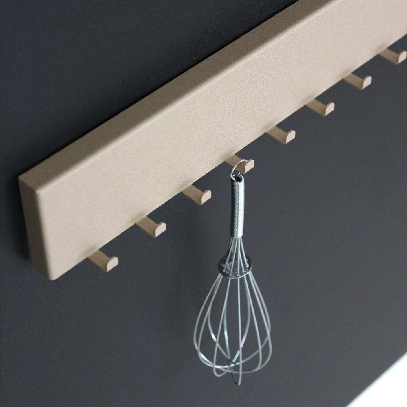 KalaMitica® Prometheus – Magnetischer Utensilienhalter aus Stahl