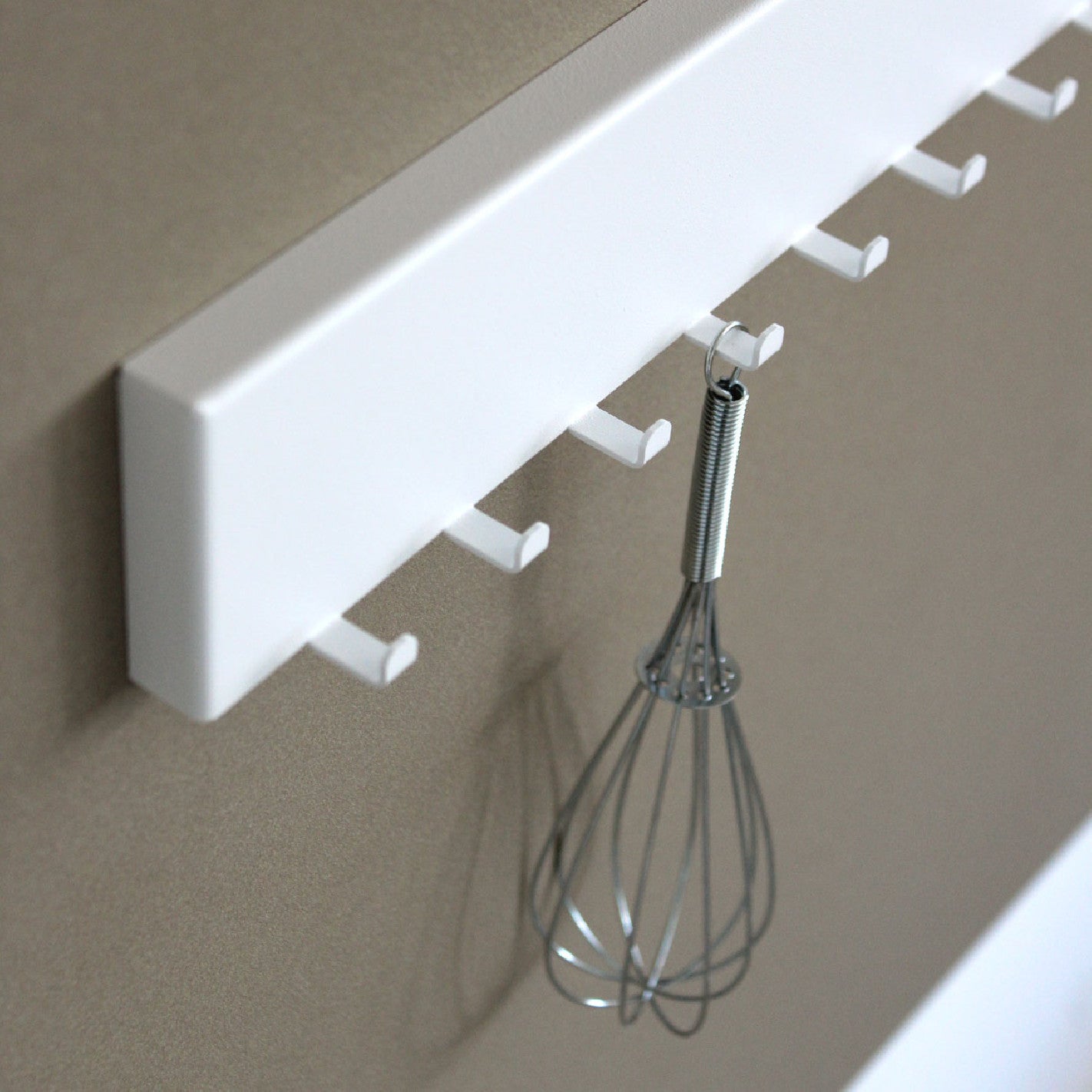 KalaMitica® Prometheus – Magnetischer Utensilienhalter aus Stahl